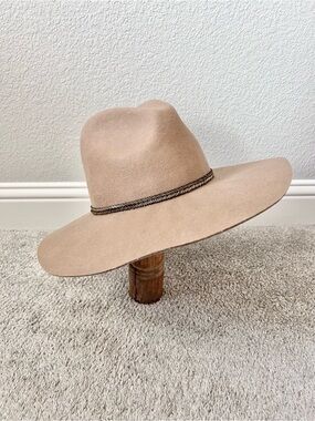 Olive & Pique Cream Wool Hat with Beaded Strap Detail